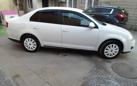 Volkswagen Jetta VI, 2010 год, 850 000 рублей, 10 фотография