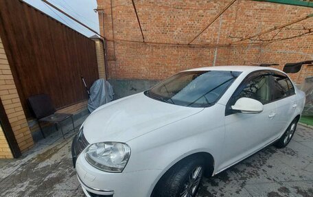 Volkswagen Jetta VI, 2010 год, 850 000 рублей, 3 фотография