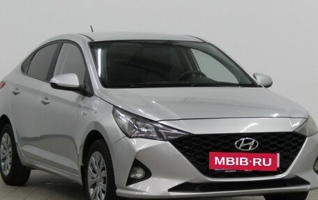 Hyundai Solaris II рестайлинг, 2014 год, 1 034 000 рублей, 8 фотография