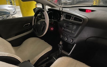 KIA cee'd III, 2014 год, 920 000 рублей, 23 фотография