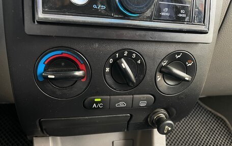 KIA Rio II, 2005 год, 330 000 рублей, 19 фотография