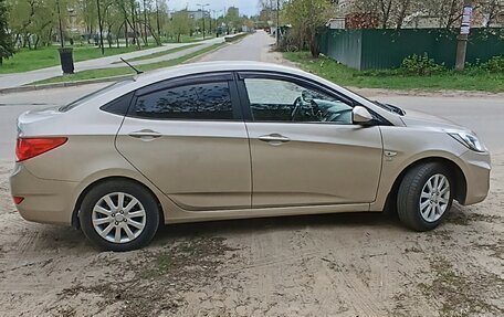 Hyundai Solaris II рестайлинг, 2012 год, 640 000 рублей, 2 фотография