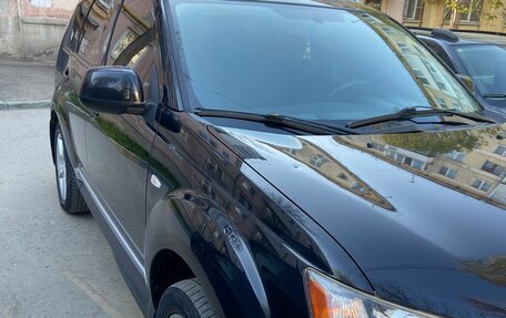 Mitsubishi Outlander III рестайлинг 3, 2008 год, 1 200 000 рублей, 4 фотография