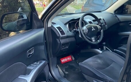 Mitsubishi Outlander III рестайлинг 3, 2008 год, 1 200 000 рублей, 8 фотография