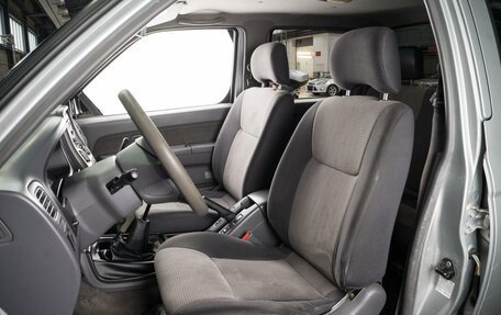 Nissan NP300, 2014 год, 999 000 рублей, 10 фотография