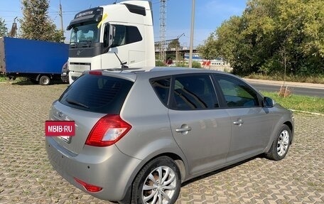 KIA cee'd I рестайлинг, 2011 год, 800 000 рублей, 6 фотография