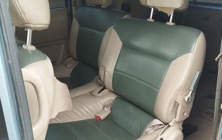 Nissan Serena II, 2003 год, 299 000 рублей, 12 фотография