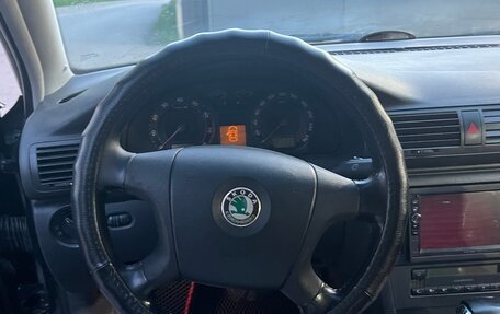 Skoda Superb III рестайлинг, 2006 год, 723 000 рублей, 11 фотография
