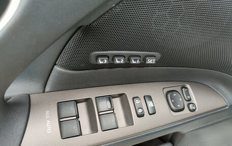 Lexus IS II рестайлинг 2, 2010 год, 2 210 000 рублей, 20 фотография