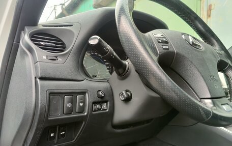 Lexus IS II рестайлинг 2, 2010 год, 2 210 000 рублей, 22 фотография