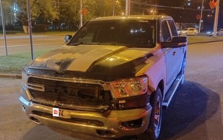 Dodge RAM IV, 2019 год, 1 900 000 рублей, 4 фотография