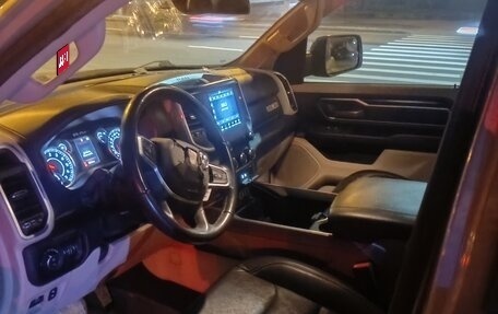 Dodge RAM IV, 2019 год, 1 900 000 рублей, 5 фотография