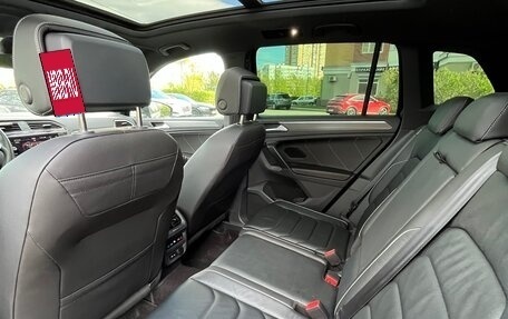 Volkswagen Tiguan II, 2021 год, 3 970 000 рублей, 10 фотография
