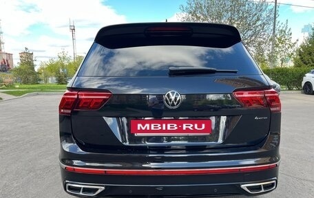 Volkswagen Tiguan II, 2021 год, 3 970 000 рублей, 4 фотография