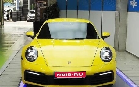 Porsche 911, 2022 год, 11 714 856 рублей, 2 фотография