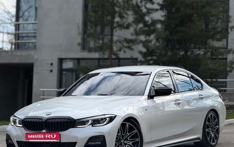 BMW 3 серия, 2021 год, 2 949 000 рублей, 2 фотография