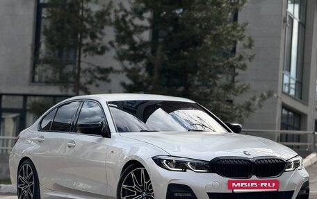 BMW 3 серия, 2021 год, 2 949 000 рублей, 3 фотография