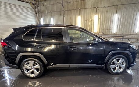 Toyota RAV4, 2021 год, 2 800 000 рублей, 7 фотография