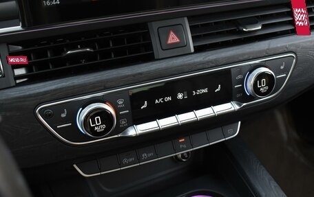 Audi A4, 2019 год, 2 570 000 рублей, 17 фотография