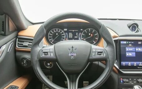 Maserati Ghibli, 2022 год, 7 546 897 рублей, 13 фотография