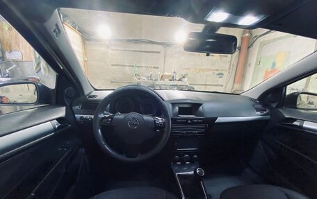Opel Astra H, 2007 год, 17 фотография