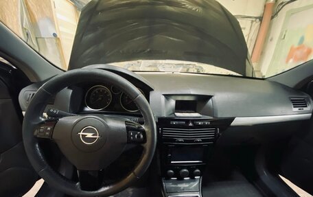 Opel Astra H, 2007 год, 14 фотография