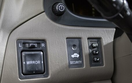 Lexus RX IV рестайлинг, 2000 год, 1 050 000 рублей, 16 фотография