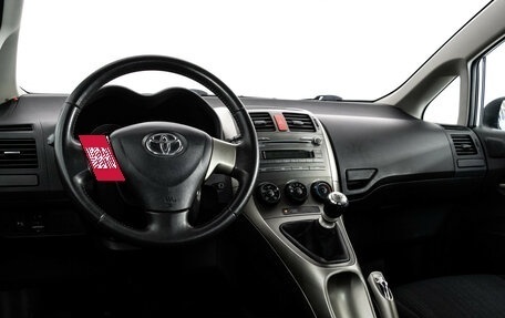 Toyota Auris II, 2009 год, 699 000 рублей, 11 фотография