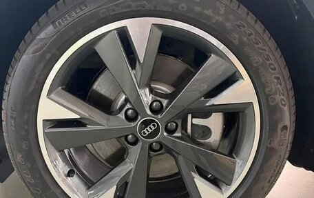 Audi Q4 e-tron, 2022 год, 6 500 000 рублей, 5 фотография
