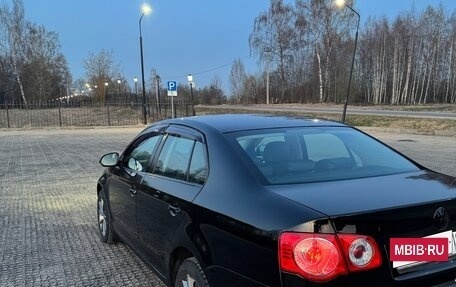 Volkswagen Jetta VI, 2010 год, 900 000 рублей, 7 фотография