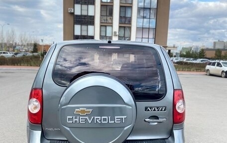 Chevrolet Niva I рестайлинг, 2011 год, 460 000 рублей, 8 фотография