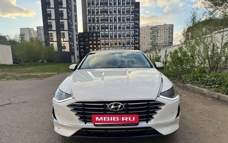 Hyundai Sonata VIII, 2020 год, 2 100 000 рублей, 4 фотография
