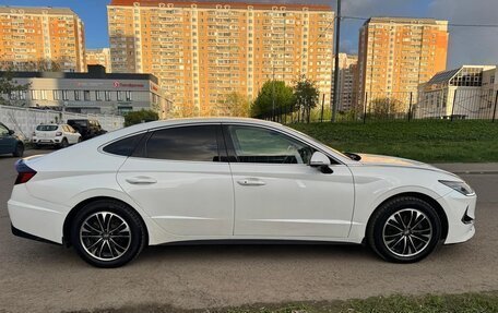Hyundai Sonata VIII, 2020 год, 2 100 000 рублей, 18 фотография