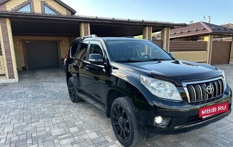 Toyota Land Cruiser Prado 150 рестайлинг 2, 2010 год, 2 800 000 рублей, 4 фотография