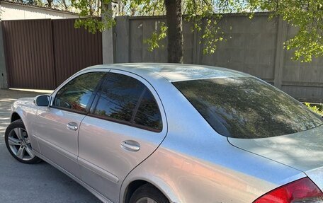 Mercedes-Benz E-Класс, 2003 год, 750 000 рублей, 7 фотография