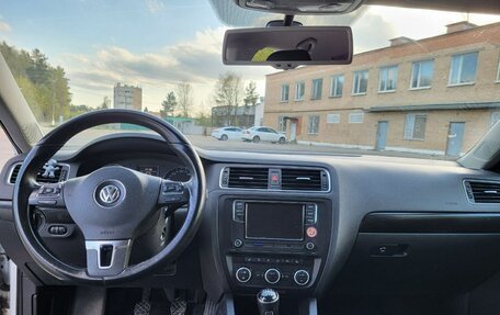 Volkswagen Jetta VI, 2013 год, 990 000 рублей, 9 фотография