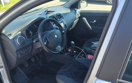 Renault Logan II, 2014 год, 650 000 рублей, 9 фотография