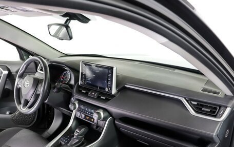 Toyota RAV4, 2020 год, 3 495 000 рублей, 9 фотография