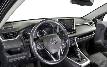 Toyota RAV4, 2020 год, 3 495 000 рублей, 15 фотография