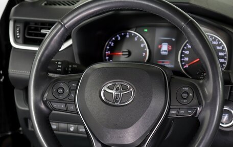 Toyota RAV4, 2020 год, 3 495 000 рублей, 17 фотография