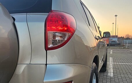 Toyota RAV4, 2007 год, 1 080 000 рублей, 14 фотография