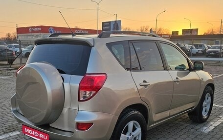 Toyota RAV4, 2007 год, 1 080 000 рублей, 18 фотография