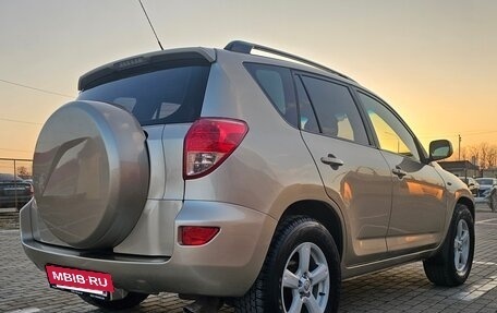 Toyota RAV4, 2007 год, 1 080 000 рублей, 19 фотография