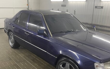 Mercedes-Benz E-Класс, 1992 год, 280 000 рублей, 9 фотография