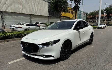 Mazda 3, 2022 год, 1 800 000 рублей, 2 фотография