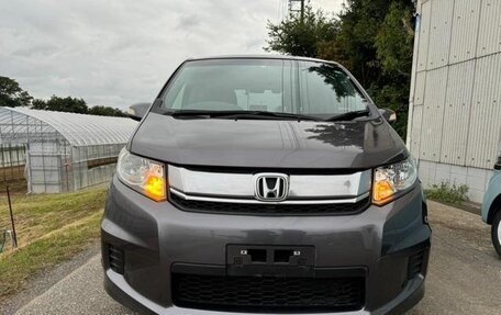 Honda Freed I, 2016 год, 850 000 рублей, 2 фотография