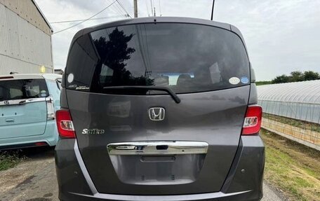 Honda Freed I, 2016 год, 850 000 рублей, 5 фотография