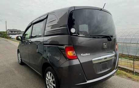 Honda Freed I, 2016 год, 850 000 рублей, 4 фотография