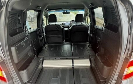 Honda Freed I, 2016 год, 850 000 рублей, 16 фотография