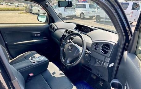 Toyota bB II рестайлинг, 2015 год, 800 000 рублей, 10 фотография